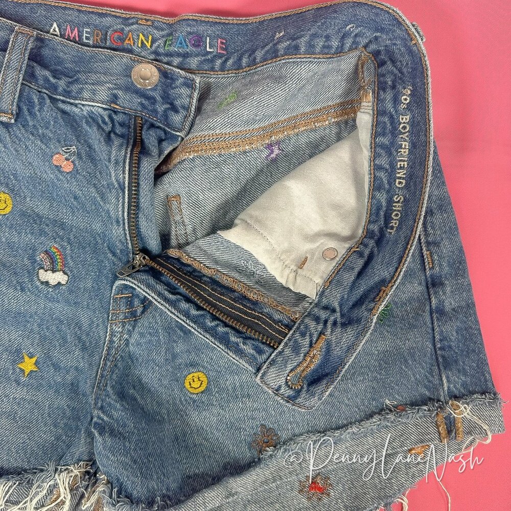 American Eagle Denim '90s Boyfriend Short Embroidered Indigo - Picture 7 of 12